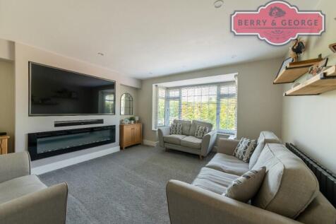 LOUNGE TWO