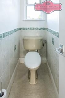SEPARATE WC