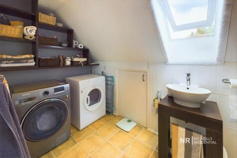 Utility Room/WC