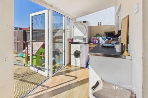 Lean-To Conservatory