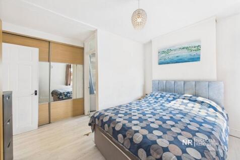 Bedroom Extra Photo 1