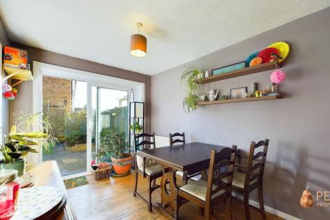 Living &amp; Dining Room