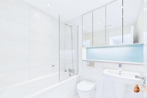 En Suite Bathroom