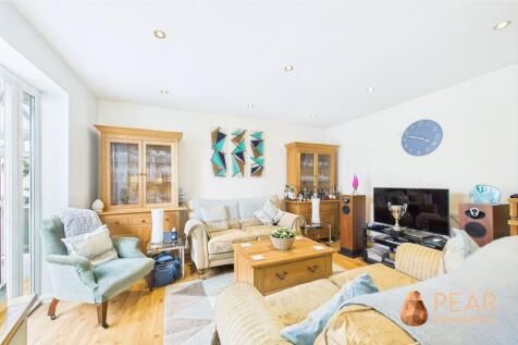 Open Plan Kitchen/Dining Room