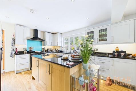 Open Plan Kitchen/Dining Room