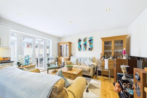 Open Plan Kitchen/Dining Room