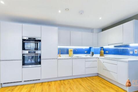 Kitchen/Living Area