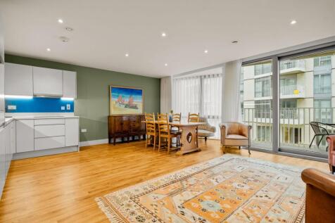 Kitchen/Living Area