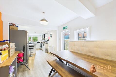 Communal Kitchen