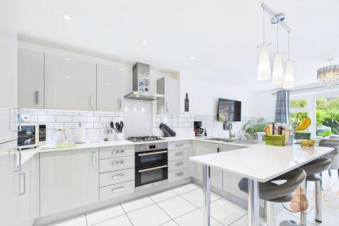 Open Plan Kitchen/Dining Room