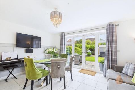 Open Plan Kitchen/Dining Room