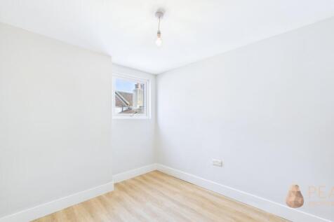 Communal Living/Dining Room