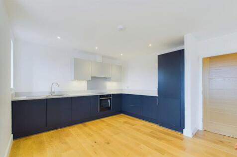 Kitchen / Dining / Lounge