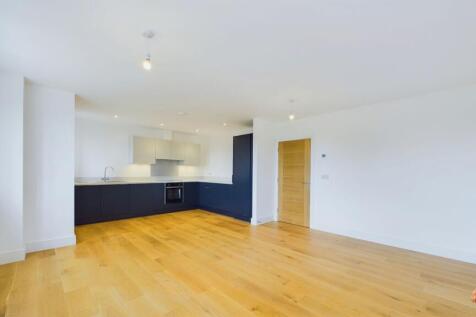 Kitchen / Dining / Lounge