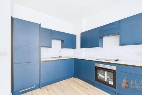 Kitchen / Living Area