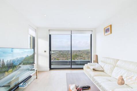 Open Plan Kitchen / Living Room