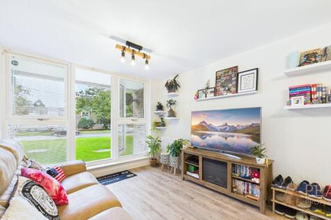 Open Plan Lounge/Kitchen