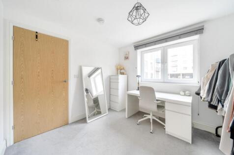 2nd Bedroom