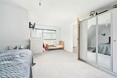 Bedroom 2.jpg