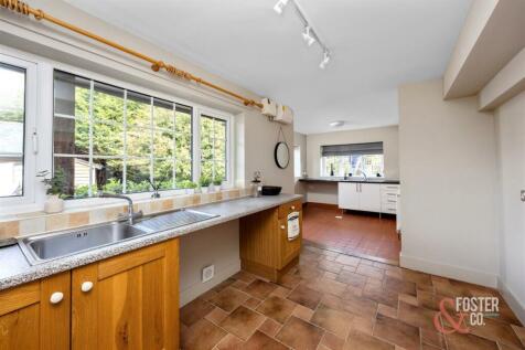 Handcross Road, The Old Farm House-023.jpg
