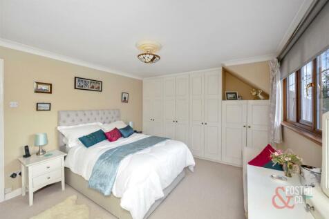 High Street, April Cottage-027.jpg