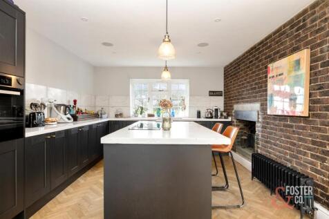 Brighton Road, Rogena Cottage-019.jpg
