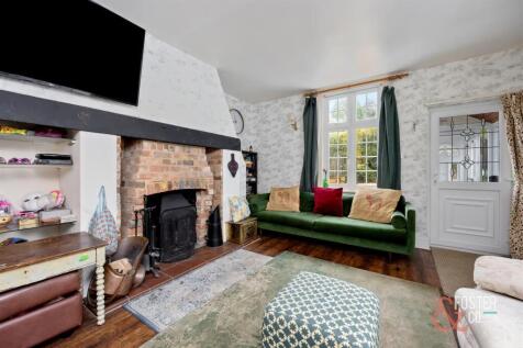 Cuckfield Lane, South Lodge-005.jpg