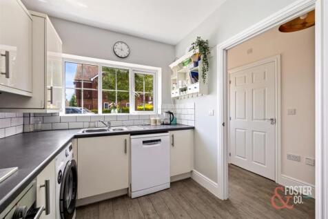 Meadow Drive, 87-013.jpg