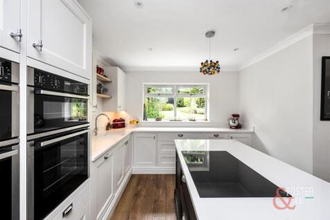 Goring Road, 46a-021.JPG
