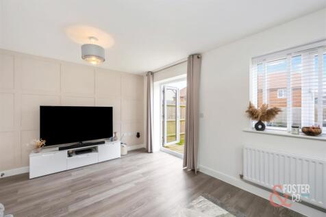 Goldcrest Drive, 67-019.jpg