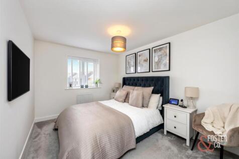 Goldcrest Drive, 67-009.jpg