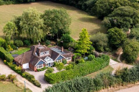 Countryside Setting Front