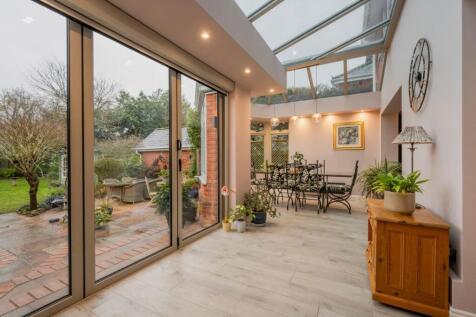 Breakfast Room