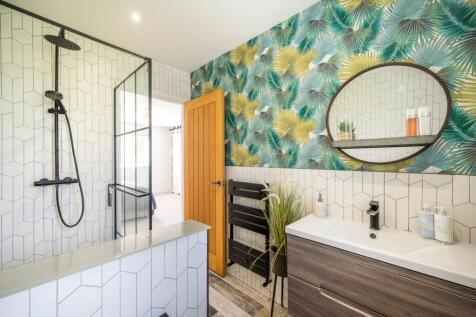Ensuite to Principal Bedroom