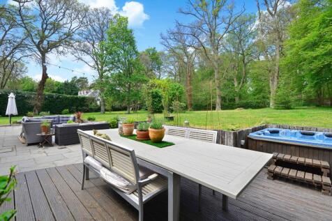 Outdoor Living