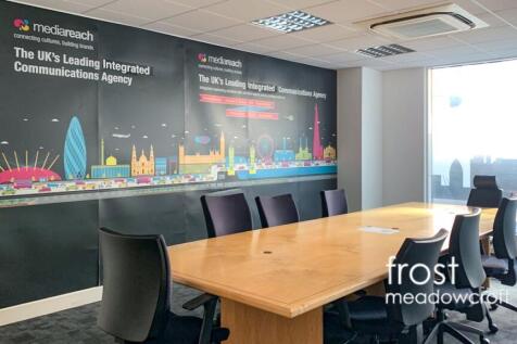 Suite 11 StationCourt Fulham Office 6.jpg