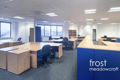 Farriers Yard Hammersmith W6 Office to let 3.jpg