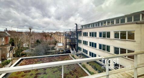 Grove House 27 Hammersmith Grove W6 office to le