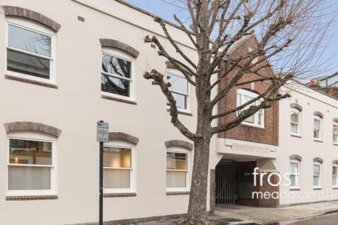 3 Bramber Court 2 Bamber Rd W14 Office e1.jpg