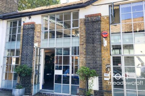 7 Glenthorne Mews W6 office for Rent EXT Main 1.