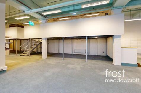 329HarrowRoadPhoto14.jpg