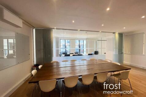 Plato Place Desk  Boardroom.JPG