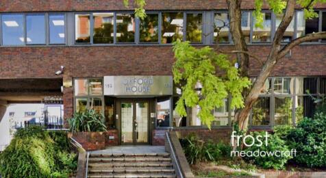 Oxford  Cambridge Hse Upper Richmond Rd Putney O