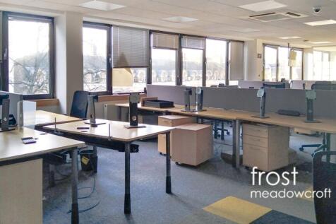 Oxford  Cambridge Hse Upper Richmond Rd Putney O