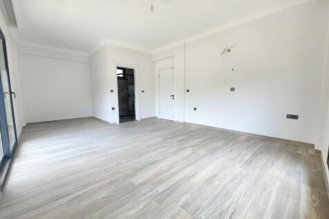 Bedroom with Ensuite