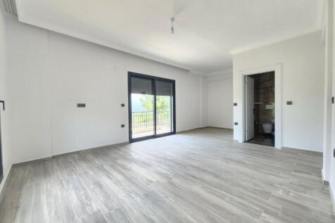 Bedroom with Ensuite