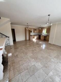 Kitchen/Living Area