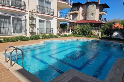 Private pool