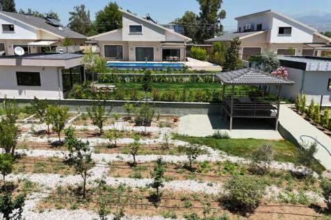 Full garden view