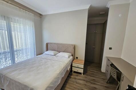 Front bedroom